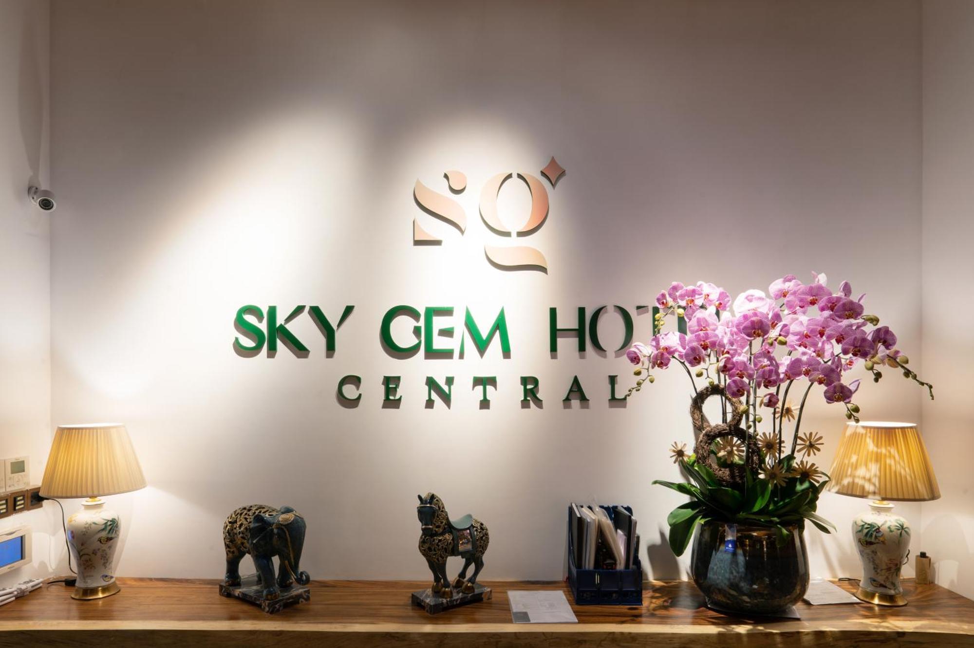 Sky Gem Central Hotel Ho Chi Minh City Exterior photo